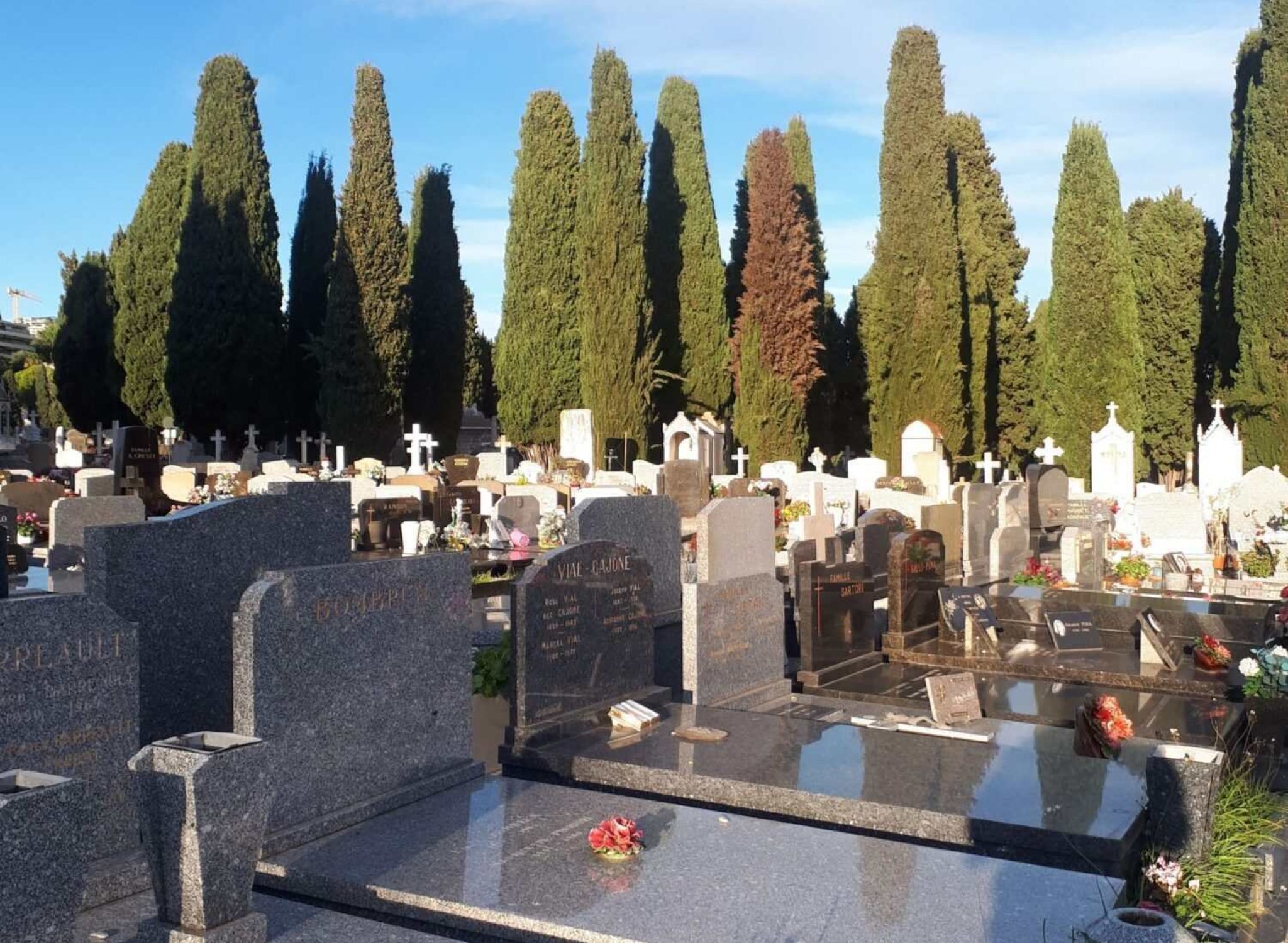 pompes-funebres-nice-cimetiere-2 pompes-funebres-nice-cimetiere-2